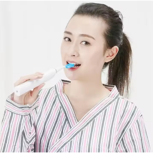 Electric logopedic massager for tongue and mouth muscles